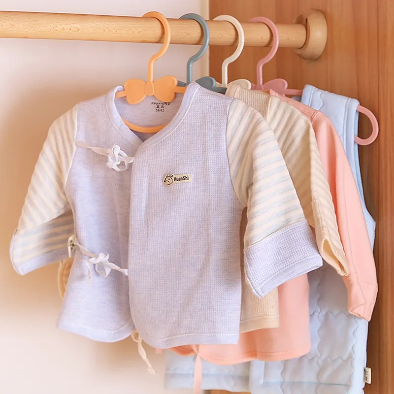 5-50 Buah Gantungan Bayi Plast - Baby Clothing Hanging Rack ulasan dan harga